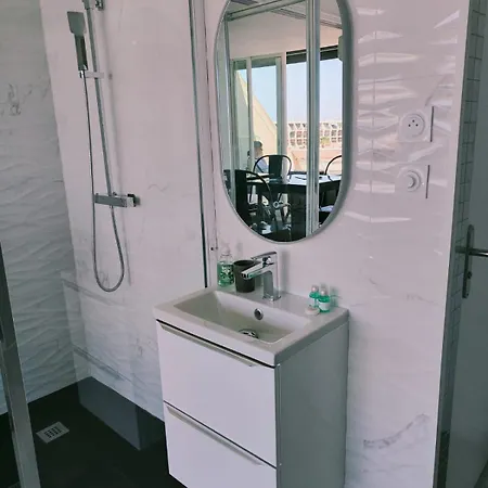 Apartment Naturiste Design *