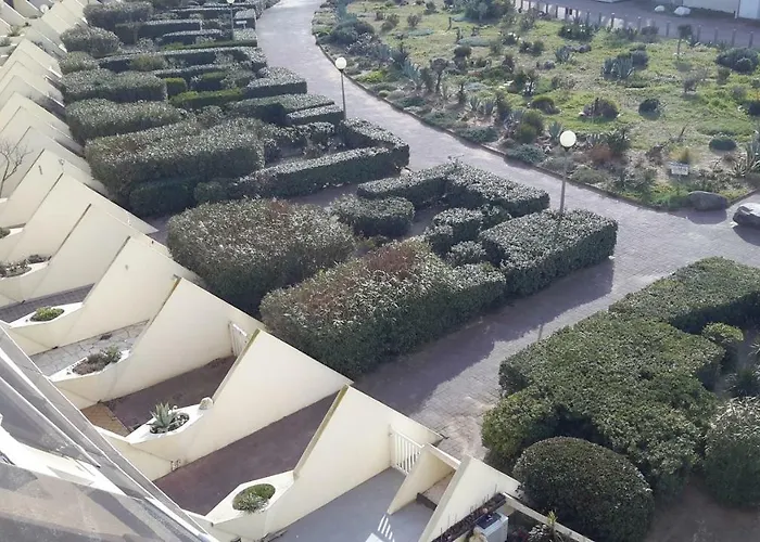 アパート スタジオ ナトゥリスト デザイン *