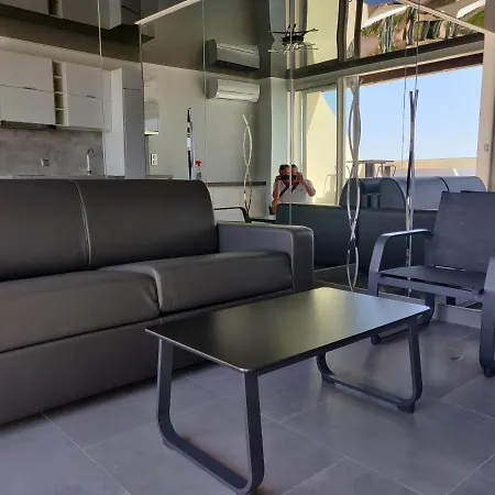Apartment Naturiste Design