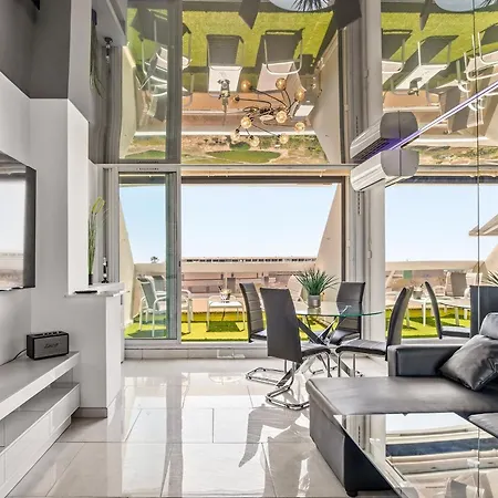 Apartment Naturiste Design