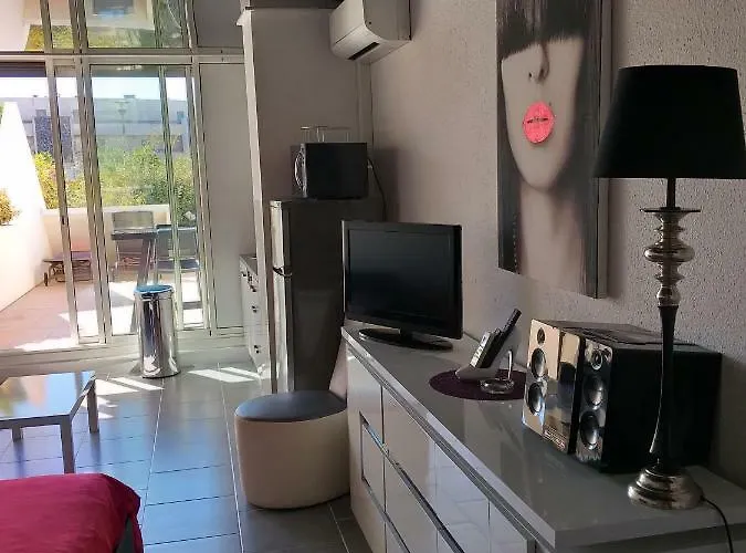 Apartment Naturiste Design